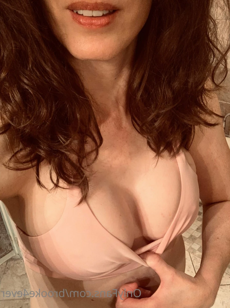 Busty Brooke’s VIP [ bustybrooke1 ] Onlyfans leaked photo 11655006 on Hotleaks.tv