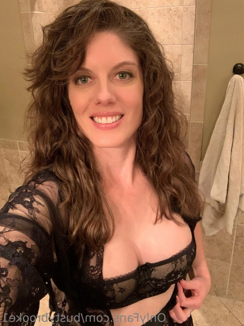 Busty Brooke’s VIP [ bustybrooke1 ] Onlyfans leaked photo 15285297 on Hotleaks.tv