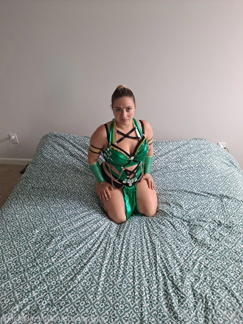 Mia Gianna [ callmemiagianna ] Onlyfans leaked photo 12201947 on Hotleaks.tv