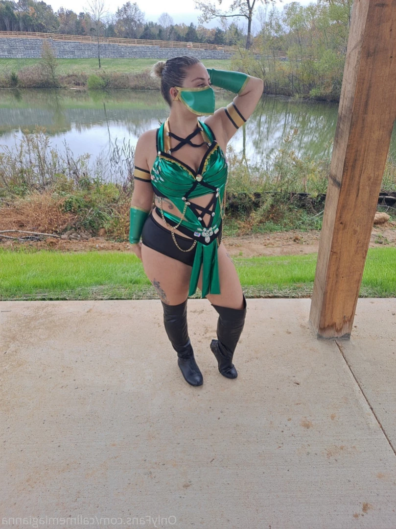 Mia Gianna [ callmemiagianna ] Onlyfans leaked photo 12202516 on Hotleaks.tv