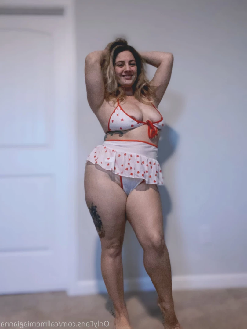 Mia Gianna [ callmemiagianna ] Onlyfans leaked photo 12994171 on Hotleaks.tv