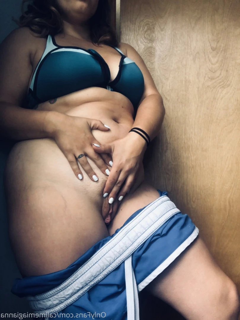 Mia Gianna [ callmemiagianna ] Onlyfans leaked photo 14786444 on Hotleaks.tv