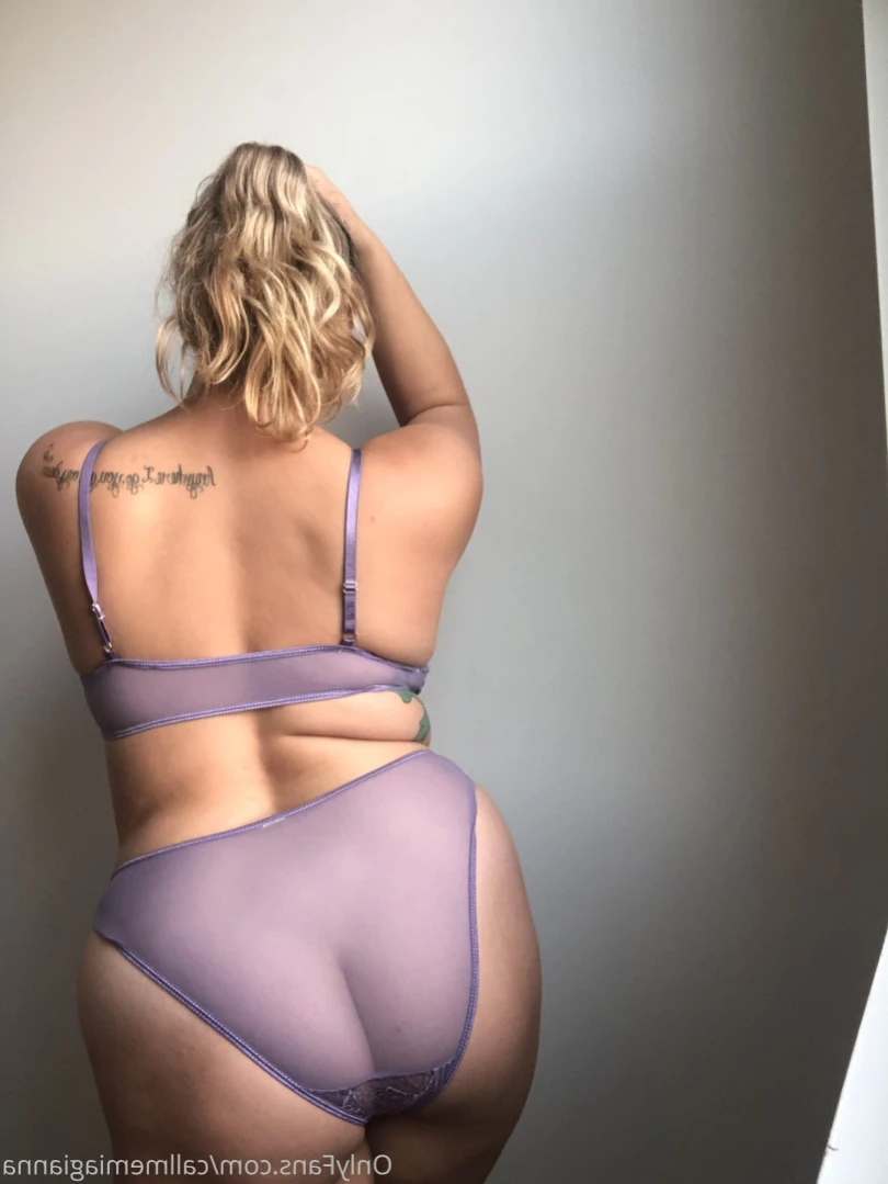 Mia Gianna [ callmemiagianna ] Onlyfans leaked photo 14786448 on Hotleaks.tv