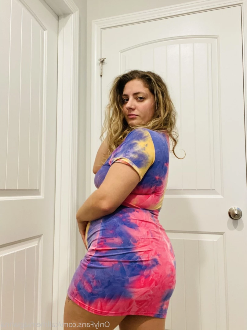 Mia Gianna [ callmemiagianna ] Onlyfans leaked photo 15515105 on Hotleaks.tv