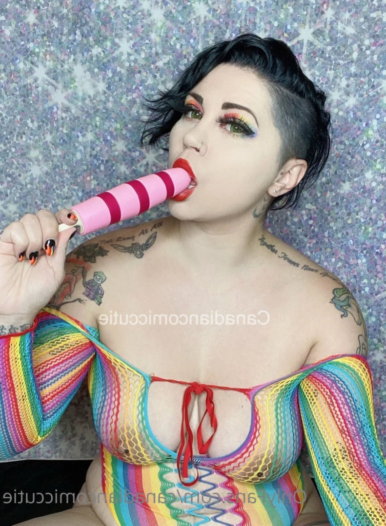Cutie [ canadiancomiccutie ] Onlyfans leaked photo 11648600 on Hotleaks.tv