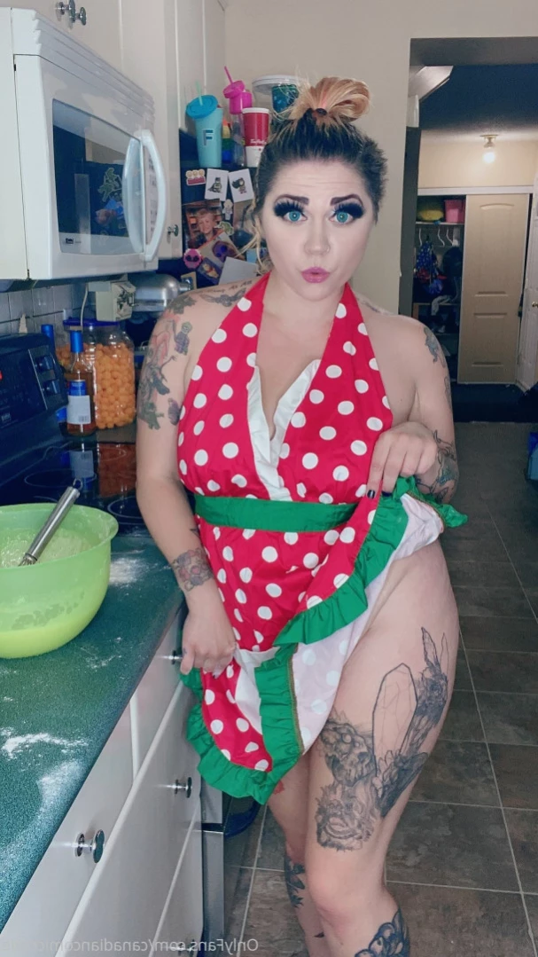 Cutie [ canadiancomiccutie ] Onlyfans leaked photo 12201290 on Hotleaks.tv