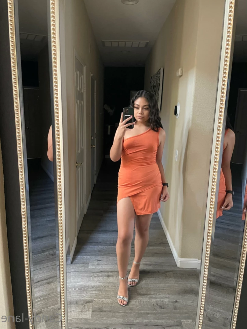 Lane [ candy-lane ] Onlyfans leaked photo 12206387 on Hotleaks.tv