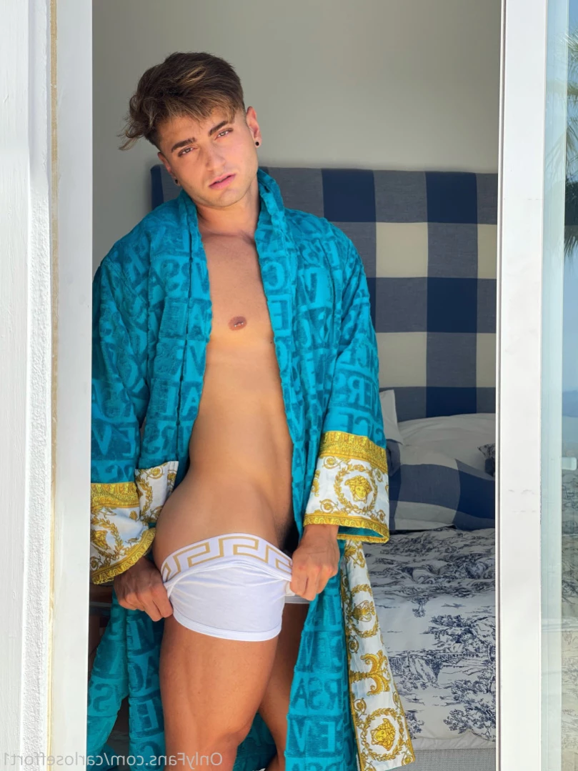 Carloseffort [ carloseffort1 ] Onlyfans leaked photo 11706648 on Hotleaks.tv