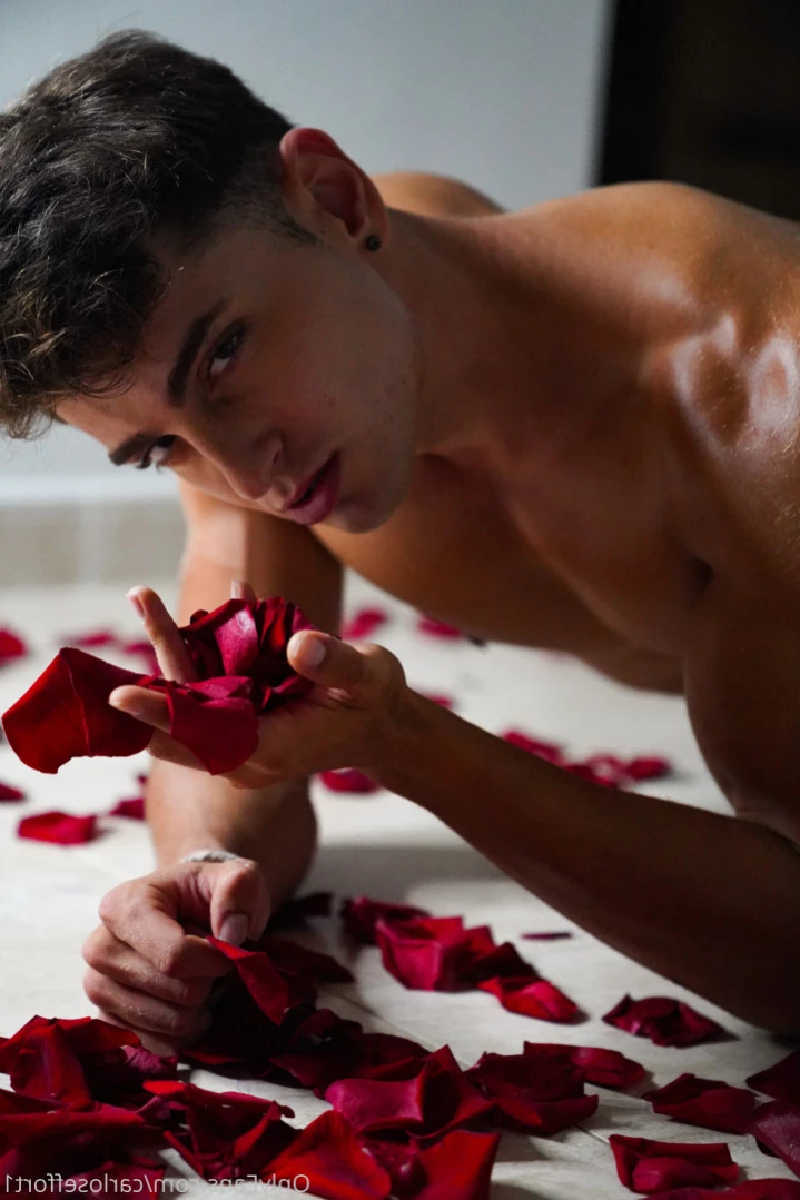 Carloseffort [ carloseffort1 ] Onlyfans leaked photo 11984731 on Hotleaks.tv
