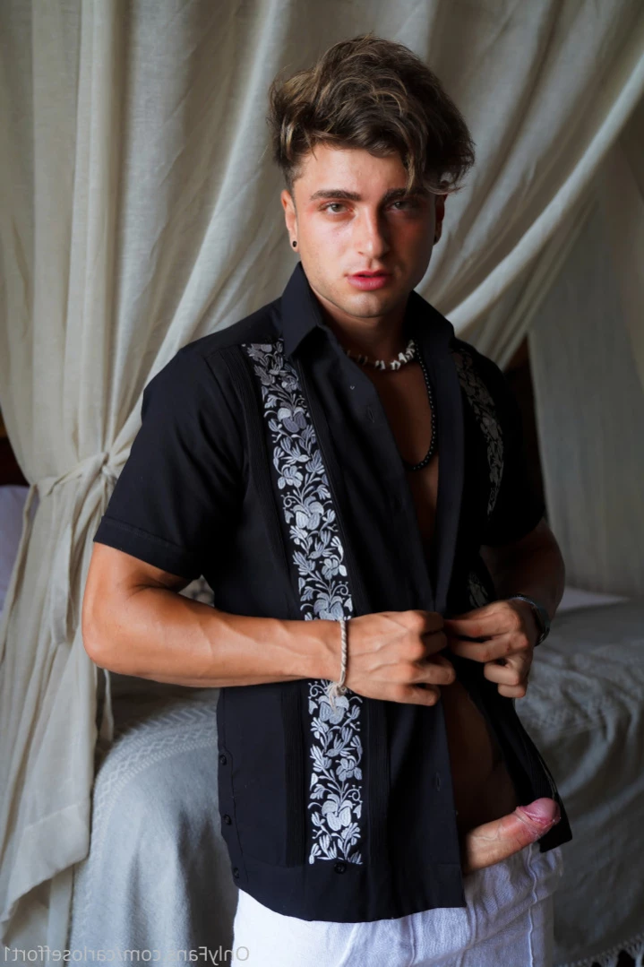 Carloseffort [ carloseffort1 ] Onlyfans leaked photo 12215664 on Hotleaks.tv