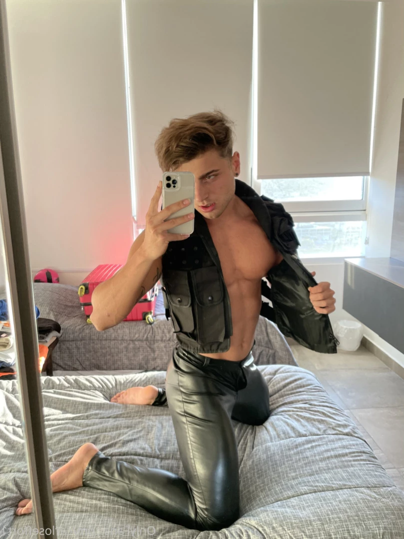 Carloseffort [ carloseffort1 ] Onlyfans leaked photo 12216370 on Hotleaks.tv