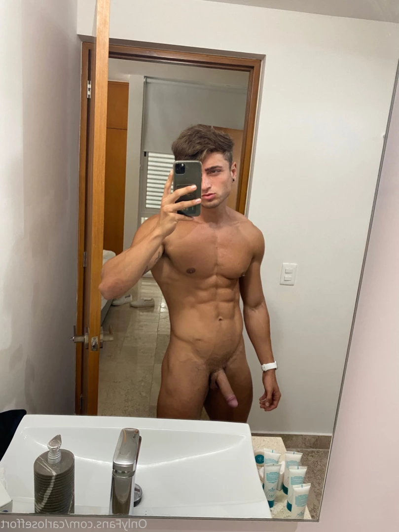 Carloseffort [ carloseffort1 ] Onlyfans leaked photo 12217431 on Hotleaks.tv