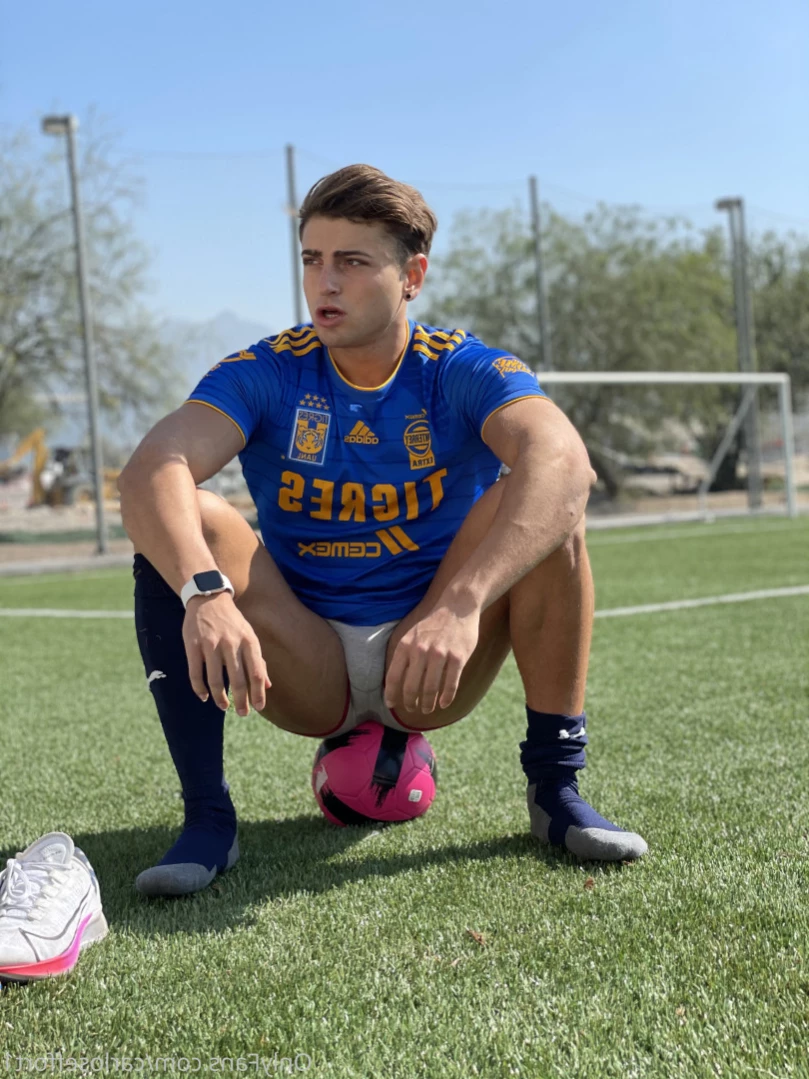 Carloseffort [ carloseffort1 ] Onlyfans leaked photo 12994789 on Hotleaks.tv