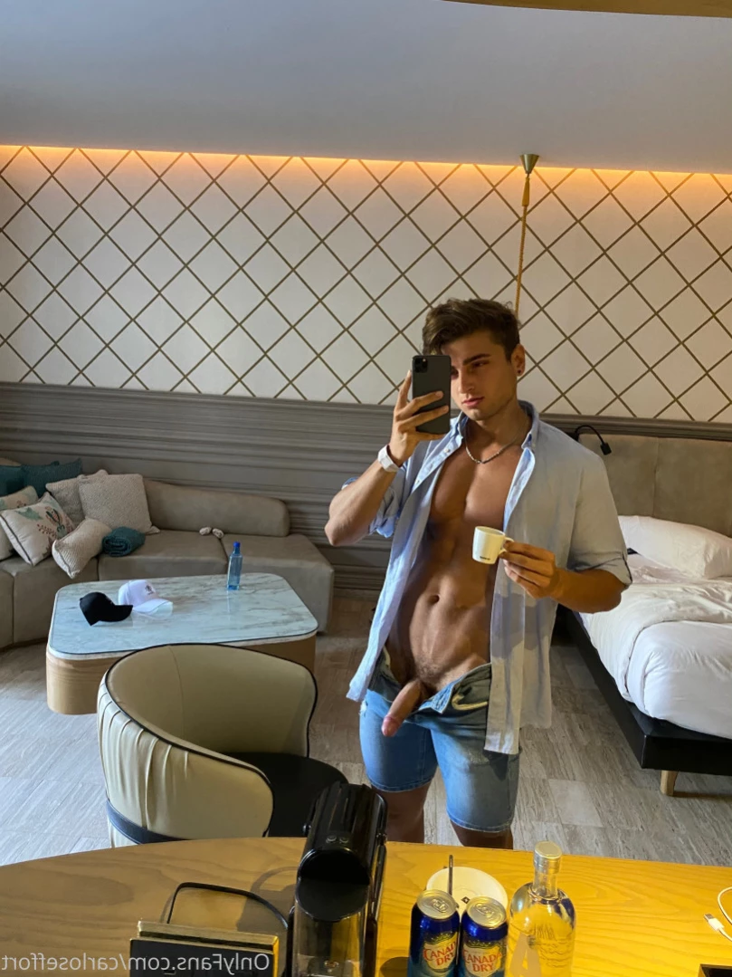 Carloseffort [ carloseffort1 ] Onlyfans leaked photo 14878765 on Hotleaks.tv