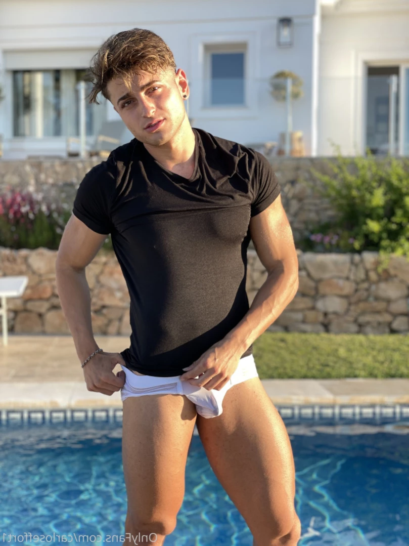 Carloseffort [ carloseffort1 ] Onlyfans leaked photo 15818426 on Hotleaks.tv