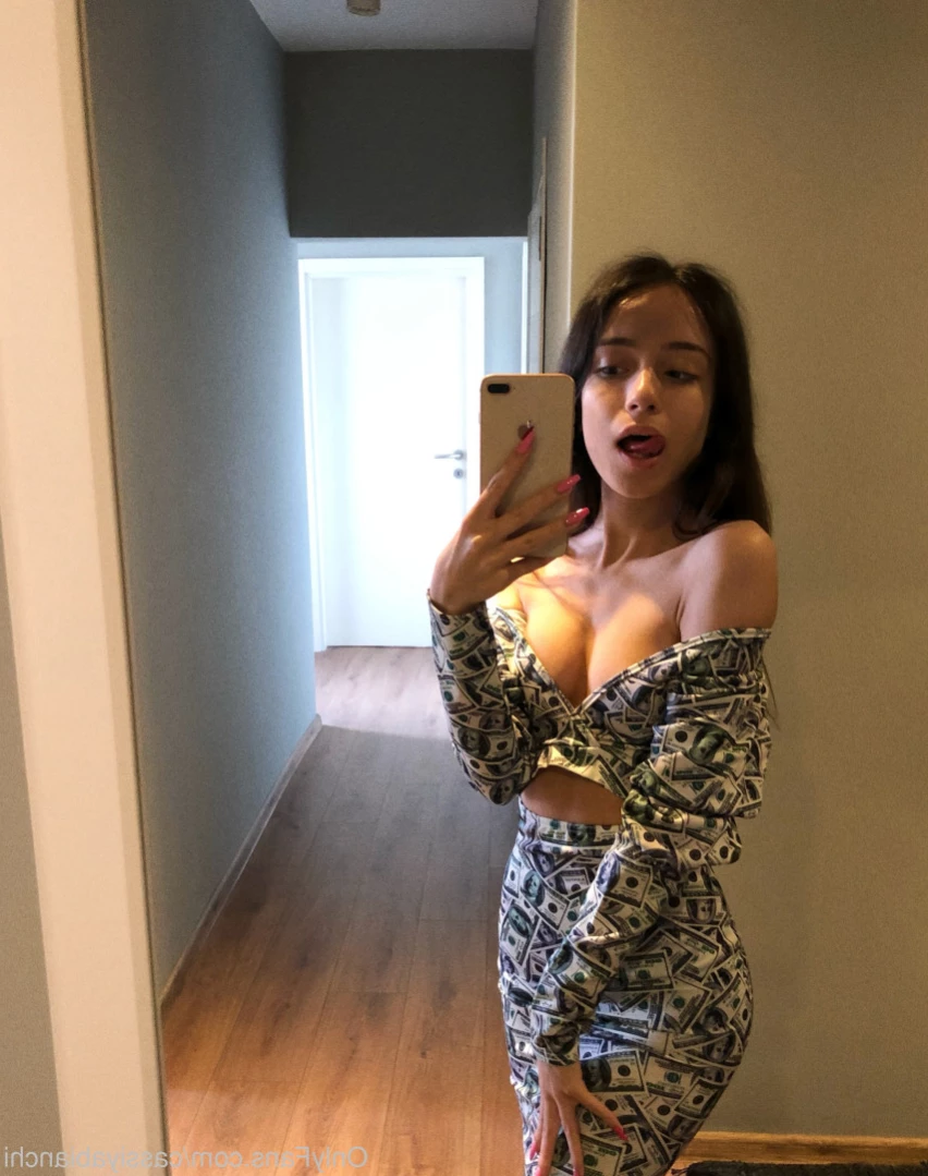 Cassiya [ cassiyabianchi ] Onlyfans leaked photo 12197775 on Hotleaks.tv