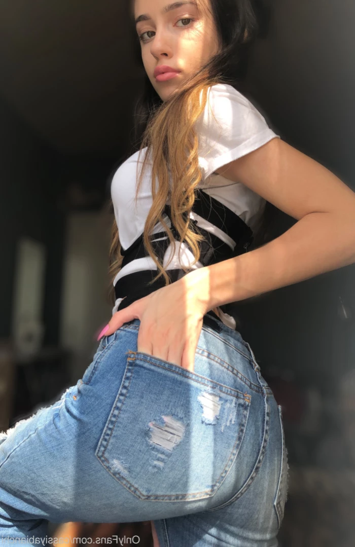 Cassiya [ cassiyabianchi ] Onlyfans leaked photo 15292826 on Hotleaks.tv