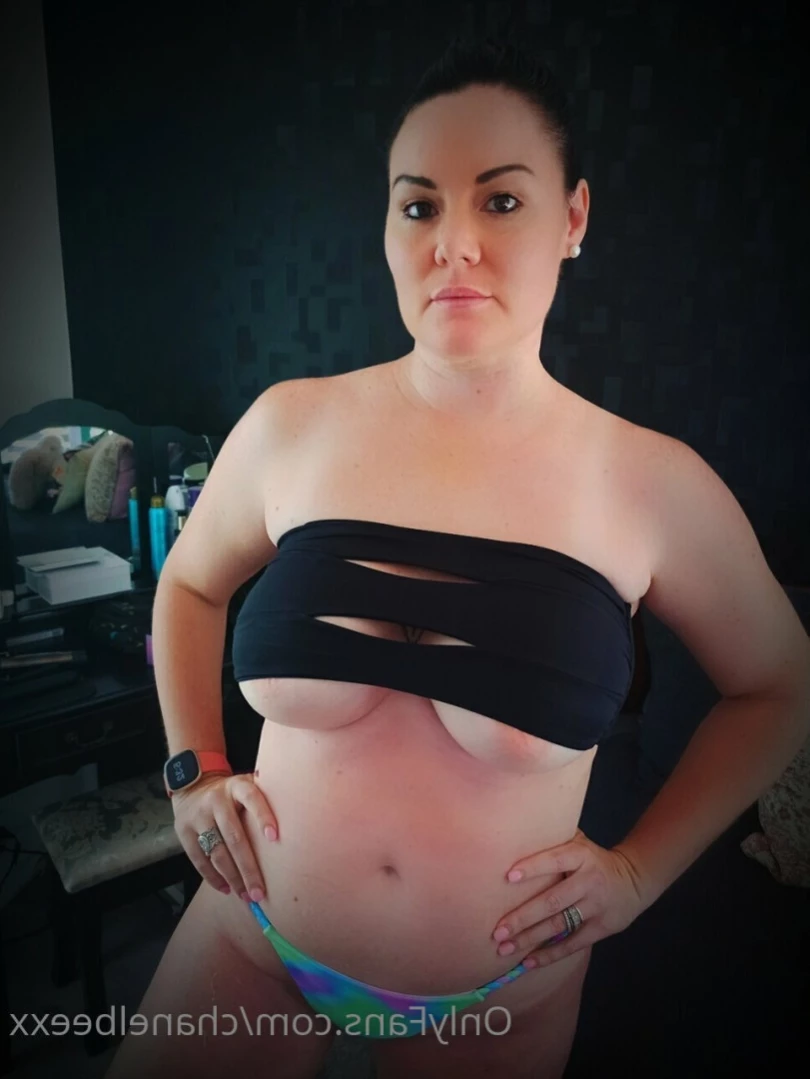 Chanel Bee xxx FREE😈😈 [ chanelbeexx ] Onlyfans leaked photo 13132843 on Hotleaks.tv
