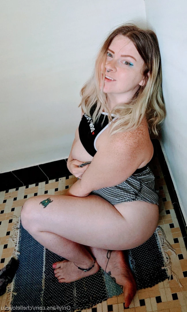 Chelle Silverstein🔞 [ chellelovesu ] Onlyfans leaked photo 12180325 on Hotleaks.tv