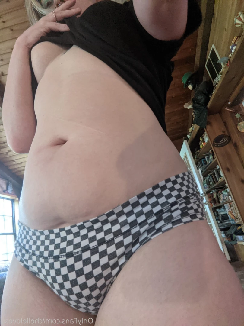 Chelle Silverstein🔞 [ chellelovesu ] Onlyfans leaked photo 13822838 on Hotleaks.tv