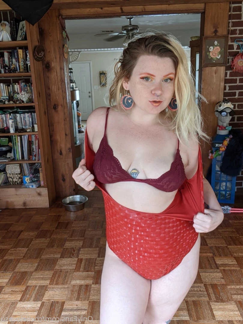 Chelle Silverstein🔞 [ chellelovesu ] Onlyfans leaked photo 13871974 on Hotleaks.tv