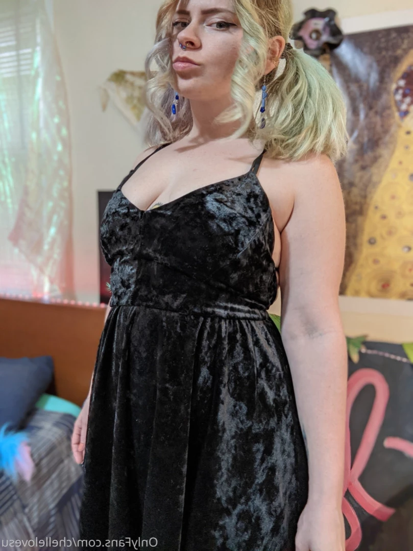 Chelle Silverstein🔞 [ chellelovesu ] Onlyfans leaked photo 15462889 on Hotleaks.tv