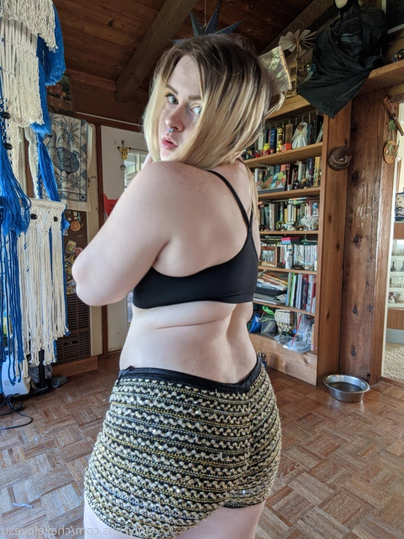 Chelle Silverstein🔞 [ chellelovesu ] Onlyfans leaked photo 16003686 on Hotleaks.tv