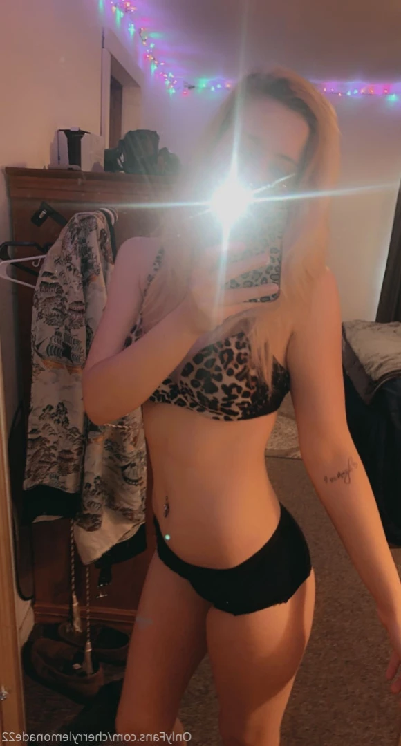 🍒🍋 Emily 🍒🍋 [ cherrylemonade22 ] Onlyfans leaked photo 10921830 on Hotleaks.tv