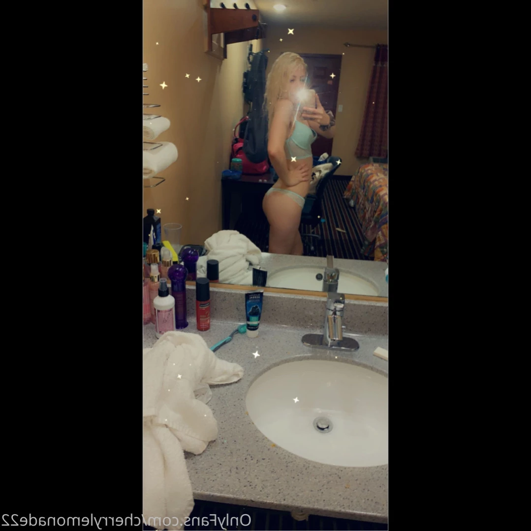 🍒🍋 Emily 🍒🍋 [ cherrylemonade22 ] Onlyfans leaked photo 12716180 on Hotleaks.tv