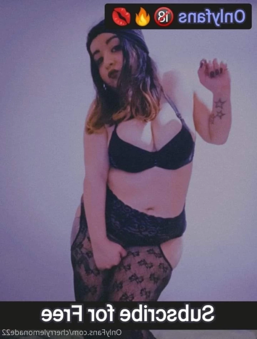 🍒🍋 Emily 🍒🍋 [ cherrylemonade22 ] Onlyfans leaked photo 13746063 on Hotleaks.tv