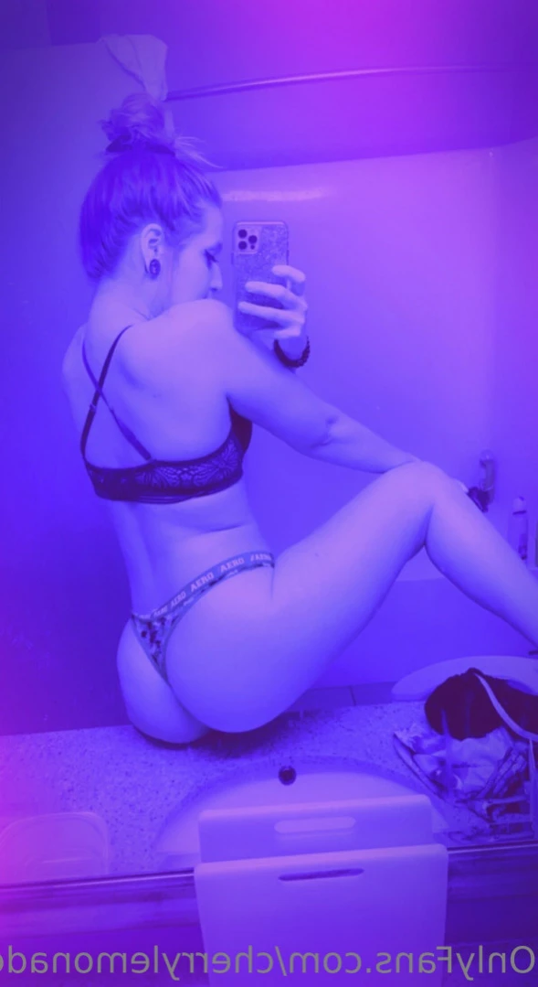 🍒🍋 Emily 🍒🍋 [ cherrylemonade22 ] Onlyfans leaked photo 13869220 on Hotleaks.tv
