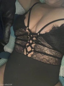 864040