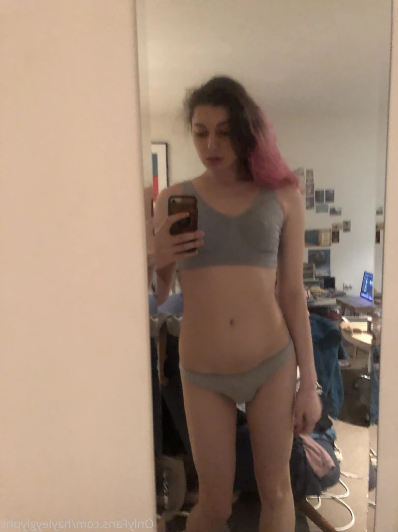 hayley [ chippiechipsbimbo ] Onlyfans leaked photo 10869457 on Hotleaks.tv