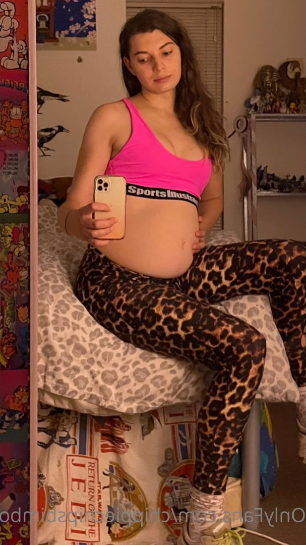 hayley [ chippiechipsbimbo ] Onlyfans leaked photo 10965566 on Hotleaks.tv