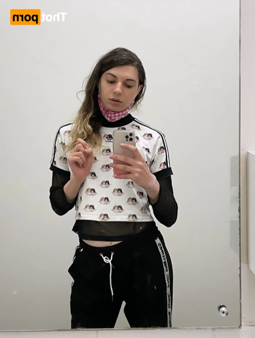 hayley [ chippiechipsbimbo ] Onlyfans leaked photo 12133158 on Hotleaks.tv