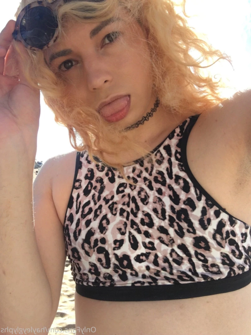 hayley [ chippiechipsbimbo ] Onlyfans leaked photo 12835805 on Hotleaks.tv