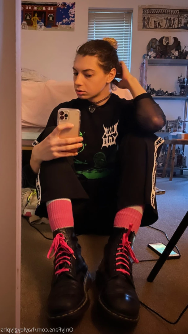 hayley [ chippiechipsbimbo ] Onlyfans leaked photo 13078672 on Hotleaks.tv