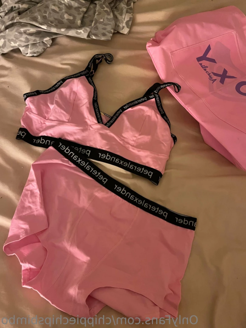 hayley [ chippiechipsbimbo ] Onlyfans leaked photo 13283634 on Hotleaks.tv