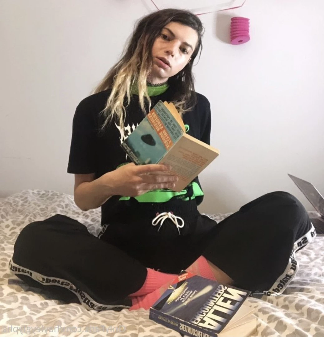 hayley [ chippiechipsbimbo ] Onlyfans leaked photo 14031420 on Hotleaks.tv