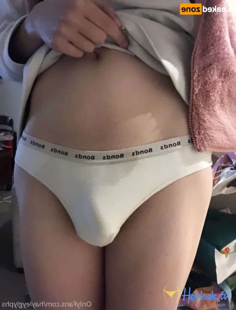 hayley [ chippiechipsbimbo ] Onlyfans leaked photo 14032205 on Hotleaks.tv