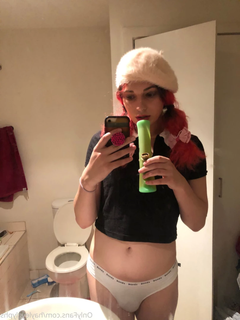hayley [ chippiechipsbimbo ] Onlyfans leaked photo 14208730 on Hotleaks.tv