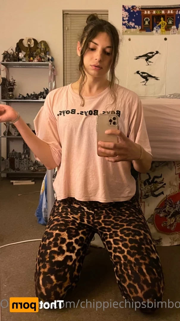 hayley [ chippiechipsbimbo ] Onlyfans leaked photo 14208834 on Hotleaks.tv