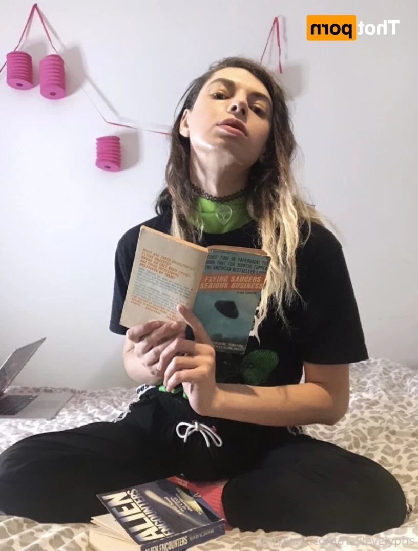 hayley [ chippiechipsbimbo ] Onlyfans leaked photo 14209649 on Hotleaks.tv