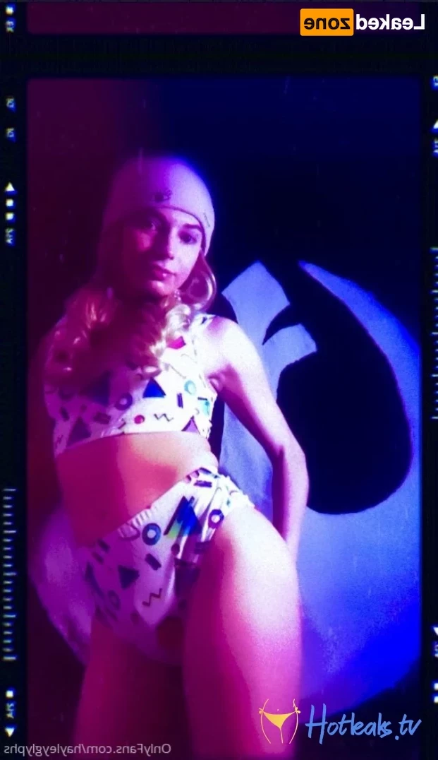 hayley [ chippiechipsbimbo ] Onlyfans leaked photo 14209665 on Hotleaks.tv