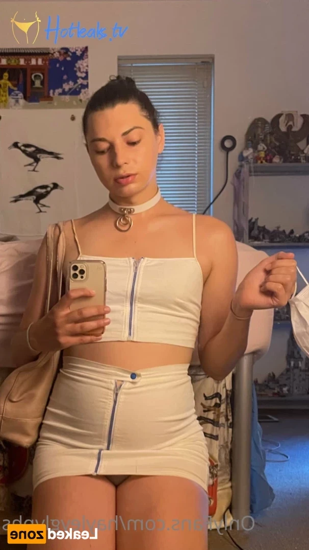 hayley [ chippiechipsbimbo ] Onlyfans leaked photo 14209670 on Hotleaks.tv