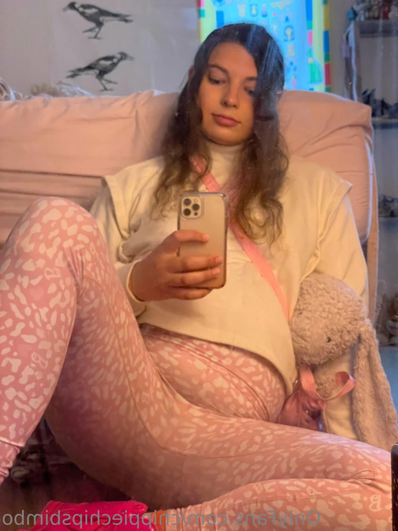 hayley [ chippiechipsbimbo ] Onlyfans leaked photo 14630021 on Hotleaks.tv
