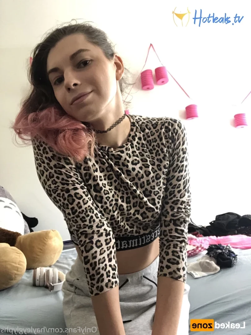 hayley [ chippiechipsbimbo ] Onlyfans leaked photo 15096975 on Hotleaks.tv