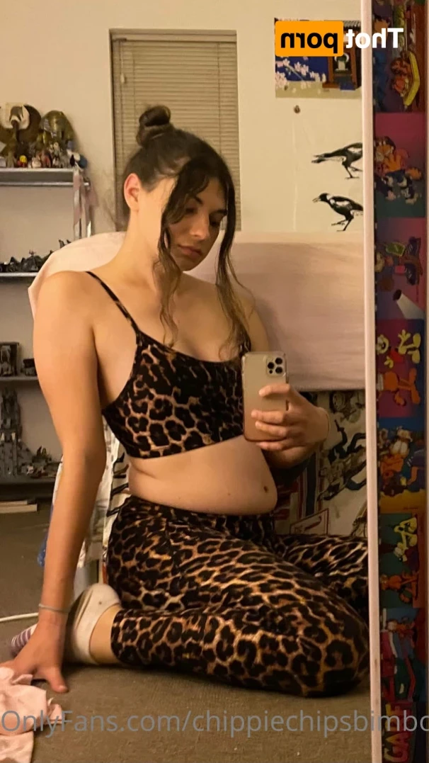 hayley [ chippiechipsbimbo ] Onlyfans leaked photo 15935453 on Hotleaks.tv