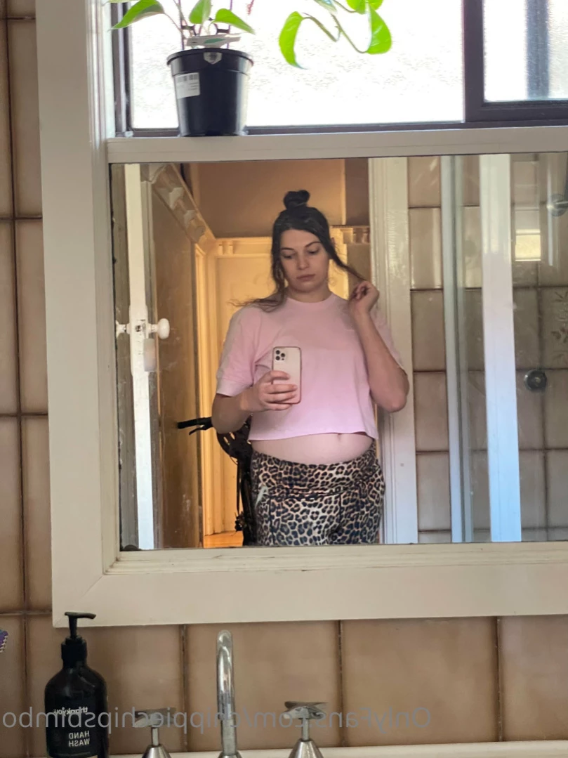 hayley [ chippiechipsbimbo ] Onlyfans leaked photo 16260557 on Hotleaks.tv