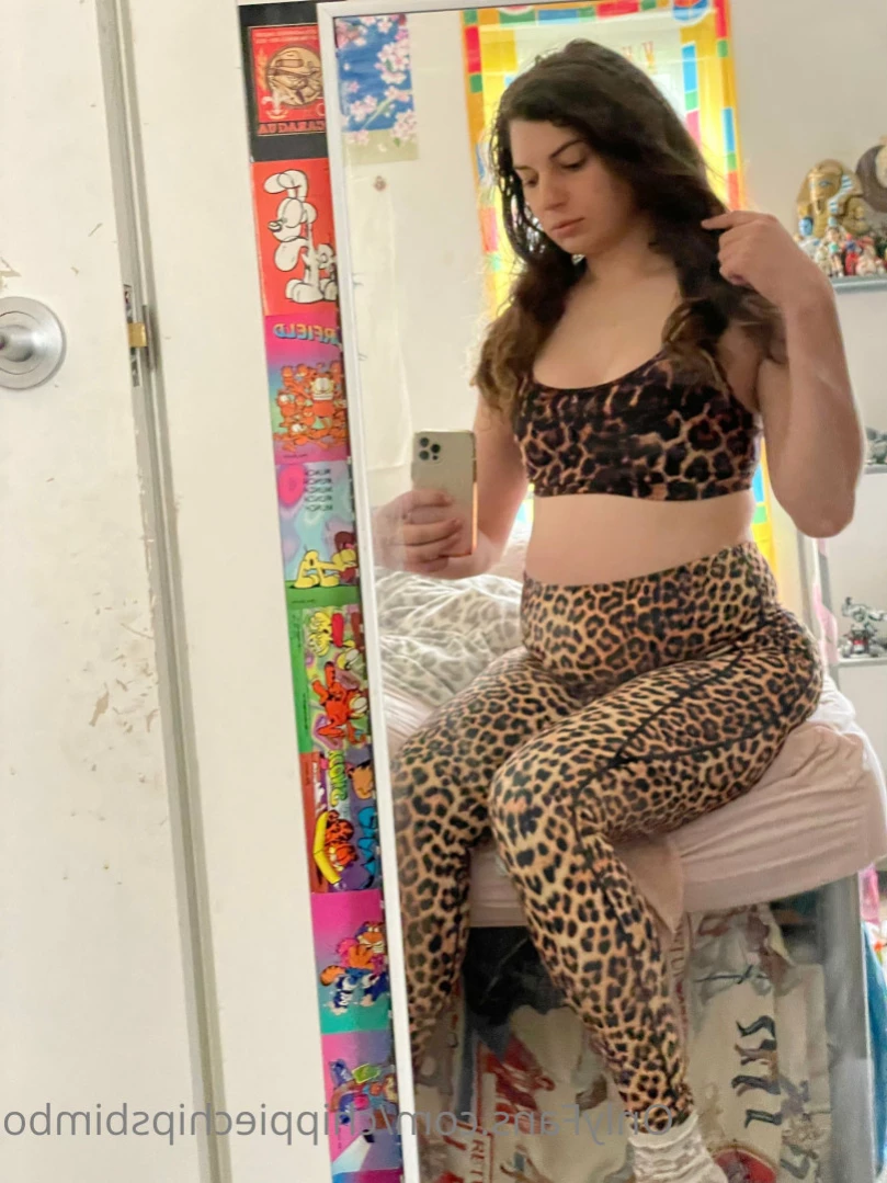 hayley [ chippiechipsbimbo ] Onlyfans leaked photo 16261380 on Hotleaks.tv